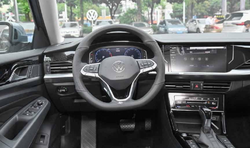 上汽大众星朗星空版,成都车展上汽大众新款车