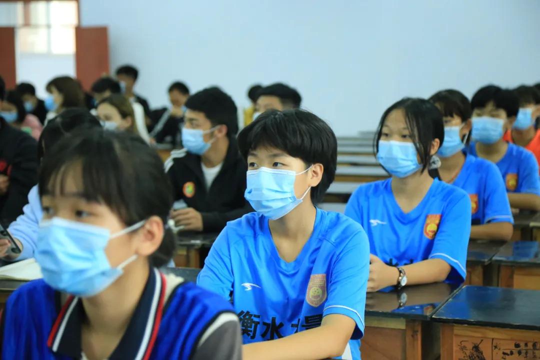 足球捐赠仪式活动策划方案,足球捐赠公益项目