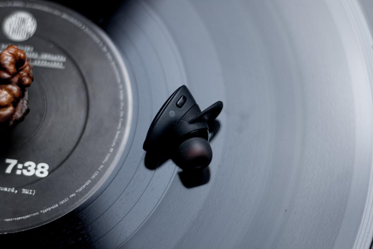 哪款无线蓝牙耳机音质好性价比高,哪一款无线耳机性价比好