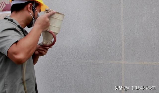 真石漆脱落后颜色不一样怎么办,为什么真石漆会整片脱落