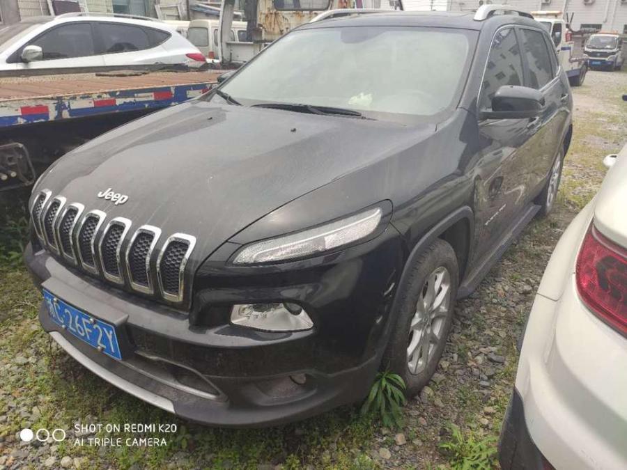 济南2020jeep自由光真实成交价,2016jeep自由光二手车