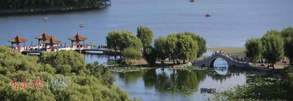 长春南湖公园太美了,长春南湖的景观