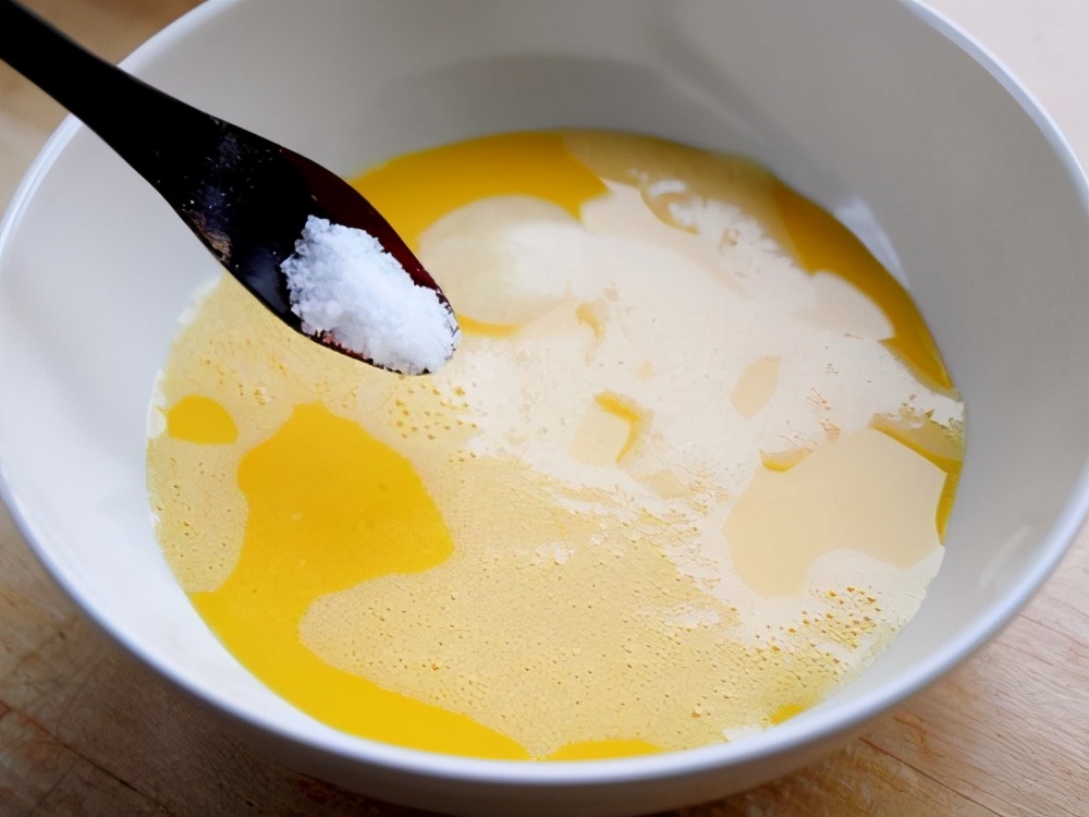 水蒸蛋蒸几分钟好吃,水蒸蛋怎么都不凝固一直都是水样