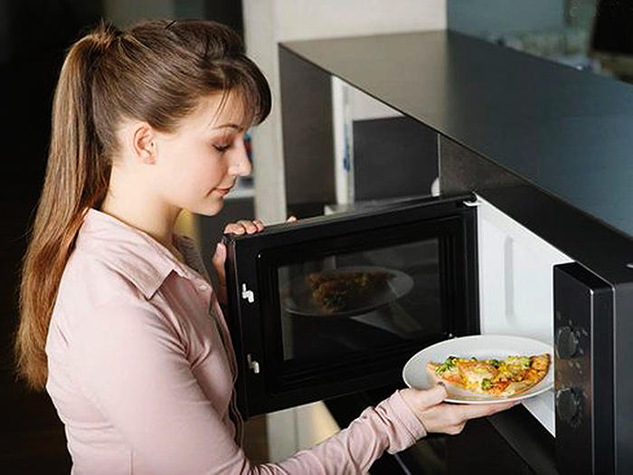 微波炉对比光波炉怎么选,光波炉微波炉哪个更好