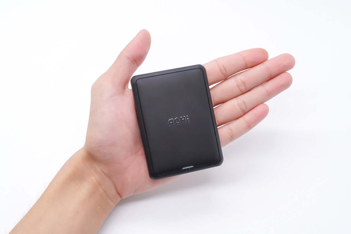 苹果充电宝无线磁吸原装拆解,苹果充电宝无线磁吸拆解