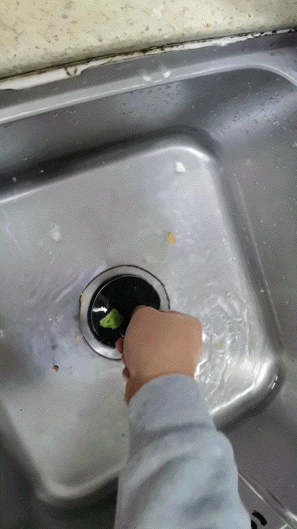 厨余垃圾处理器助你解决厨房垃圾,垃圾处理器要定期清理吗