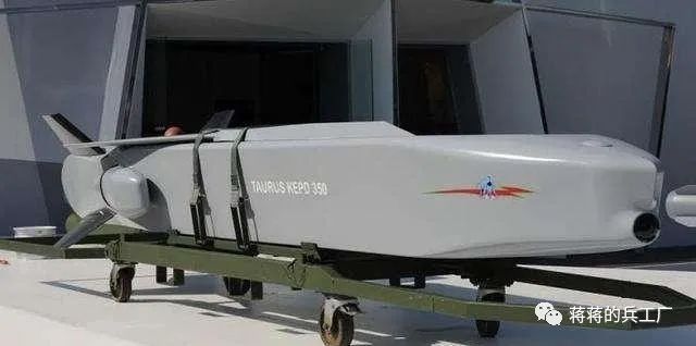 军事最新型的空对地导弹,俄空基kh22巡航导弹