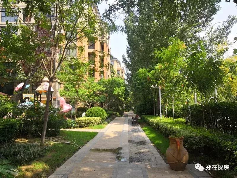 乌鲁木齐绿城百合公寓怎么样,绿城百合公寓三期值得买吗