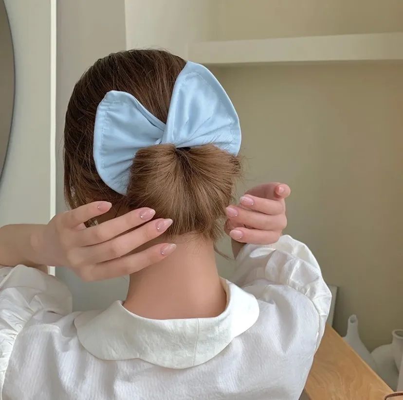 披发显脸小的发型,初中生可以扎的发型显脸小超可爱