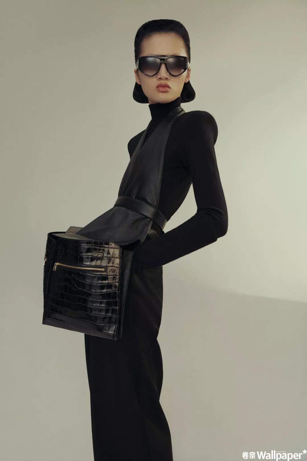 为Burberry拍摄广告，暴走四大时装周，冉冉升起的超模-华依澜