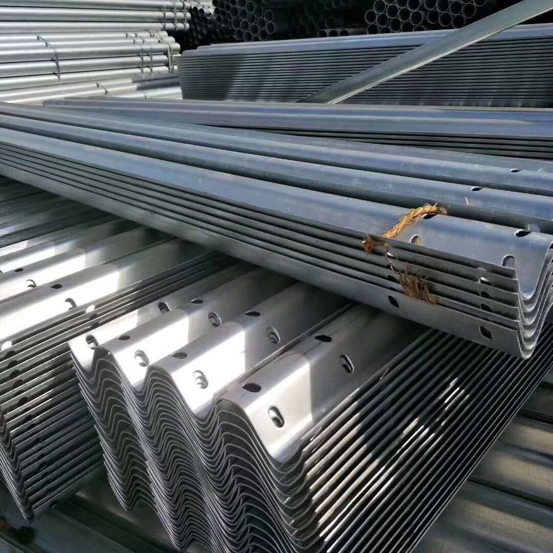 波形护栏常见问题,波形护栏的最新规范要求