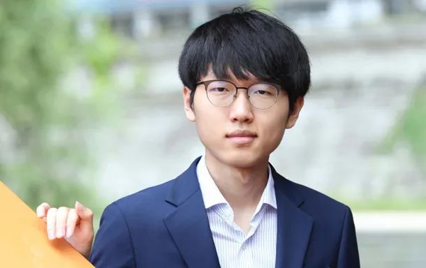 难以想象申真谞3天3连败中韩大将,韩国棋手申真谞赢了柯洁几次