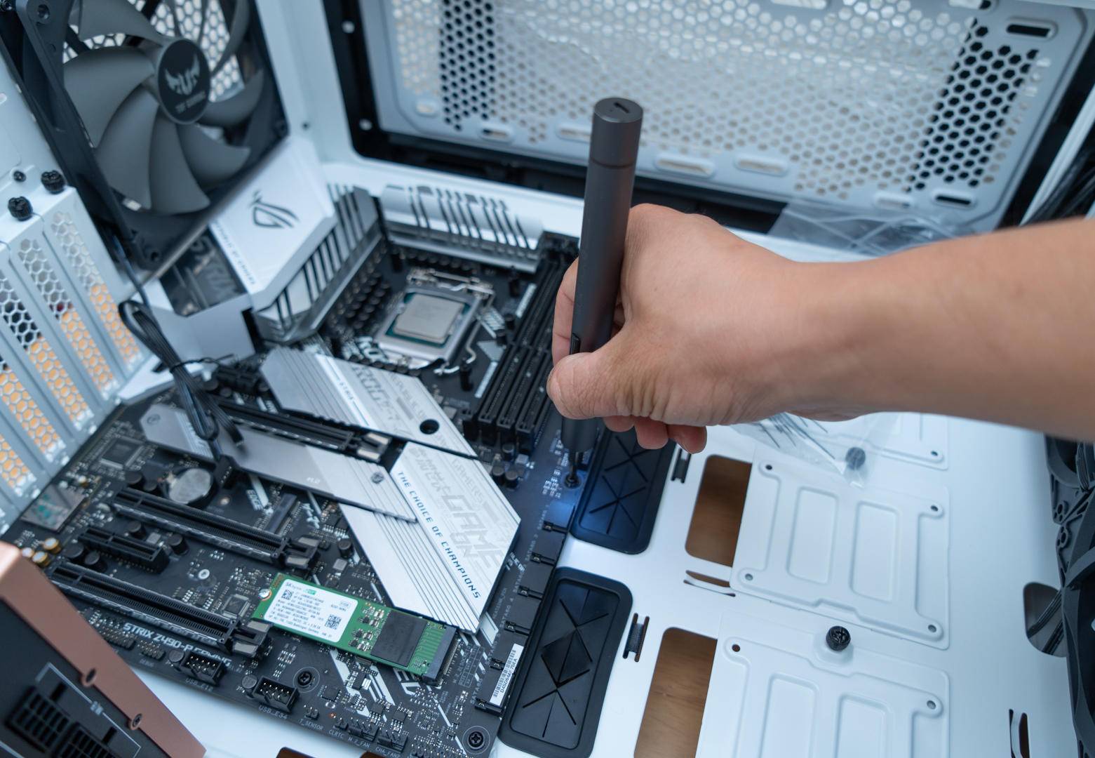 自己组装了电脑主机怎么装机,自己想组装一台主机怎么组装