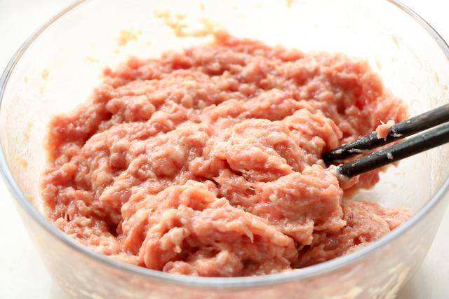 用料酒煮了菜怎么办,食用料酒的用法