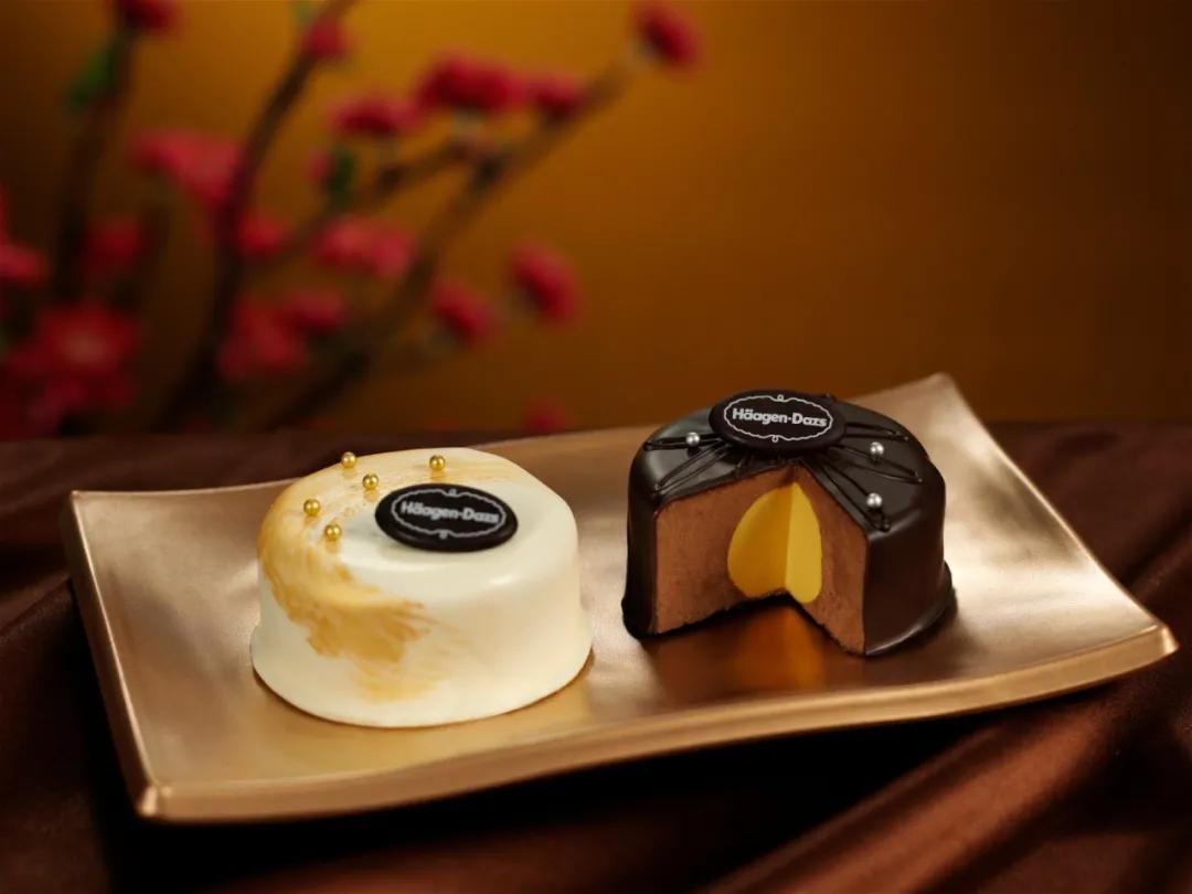 吃月饼是必不可少的英文,中秋吃月饼幼儿园简短介绍