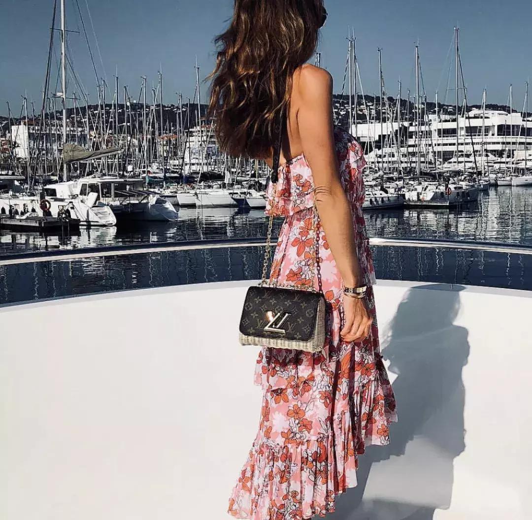 买了个lv的包去哪检验真伪,买了很多lv东西视频