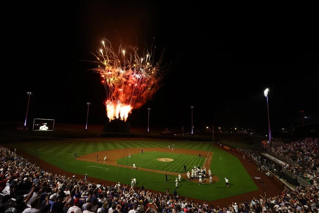 姊﹀够涔嬪湴婕斿敱,姊﹀够涔嬪湴妫掔悆