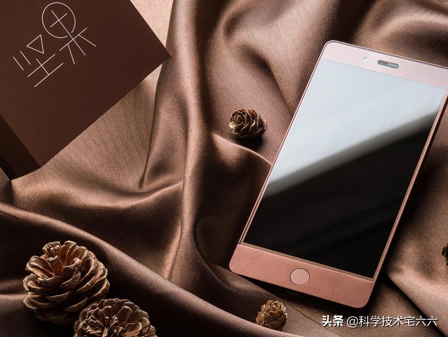 坚果手机种类大全,坚果手机最怀旧的功能