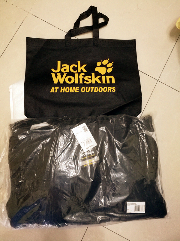 在冬天冲锋衣暖和吗,冬季御寒冲锋衣推荐