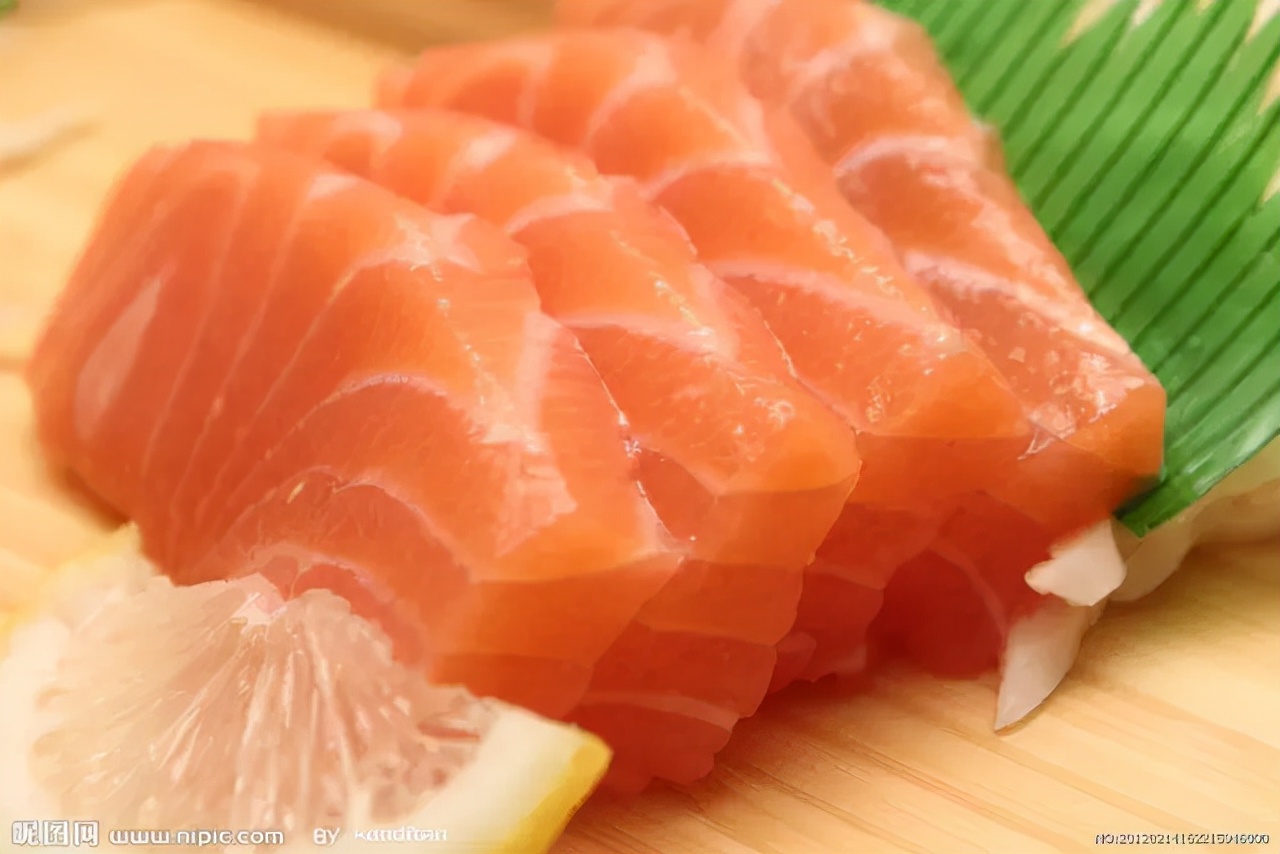 欧洲超市的鱼是活的吗,欧洲超市常见海鲜