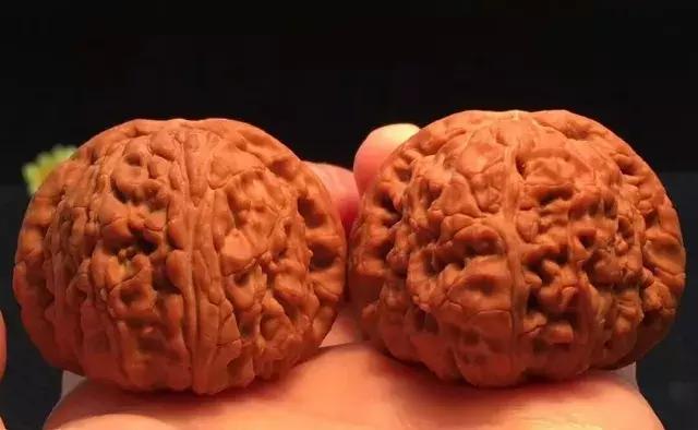 什么样的核桃漂亮,什么样的核桃不苦涩