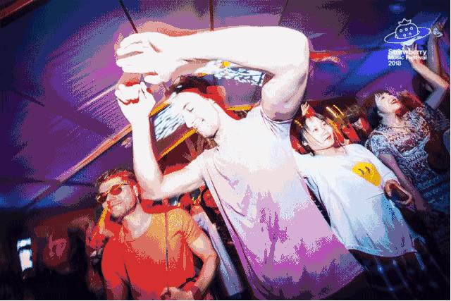 没有什么能比登陆草莓星球，更能唤醒春困的灵魂了