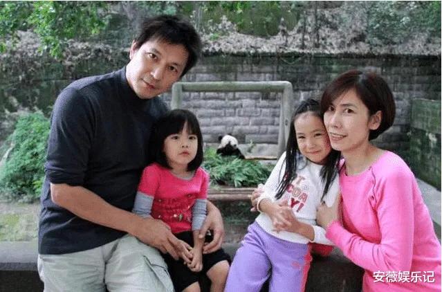 粉红女郎里的男演员韩国,粉红女郎男演员