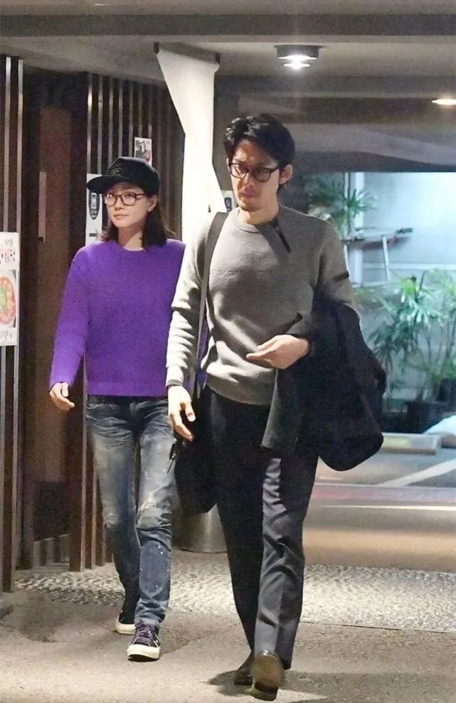 10年地下情曝光，“亚洲第一美少年”竟然选了她？