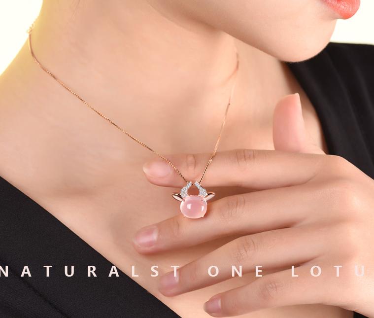 性感天鹅颈，K金项链撩拨*女熟**