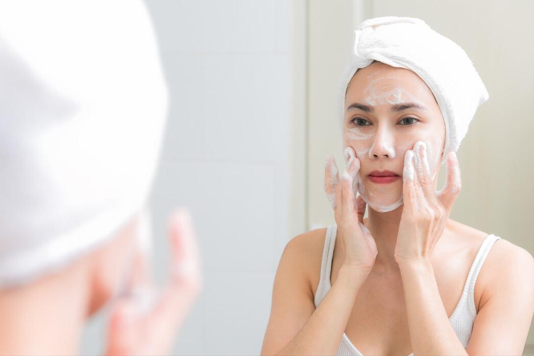 老是长闭口粉刺怎么调理,总是长痘痘粉刺吃什么药