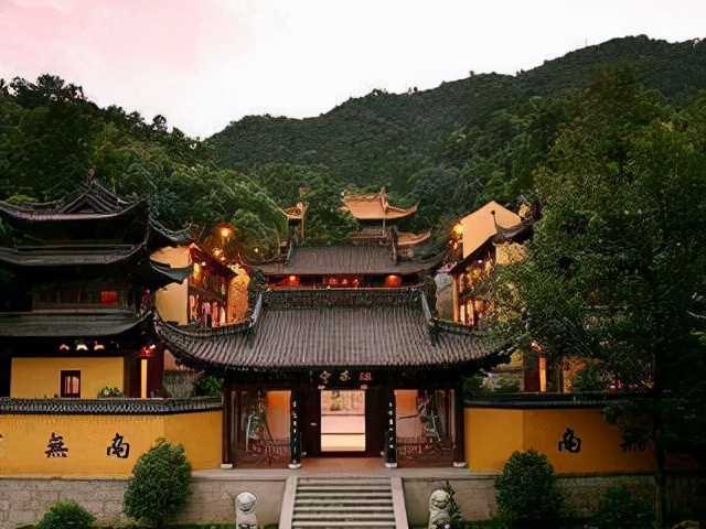 灵隐寺四大古寺,灵隐寺称为天下第一寺吗