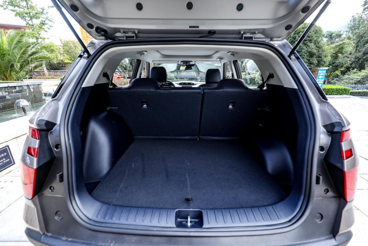 试驾现代ix252.0,北京现代ix25山路体验