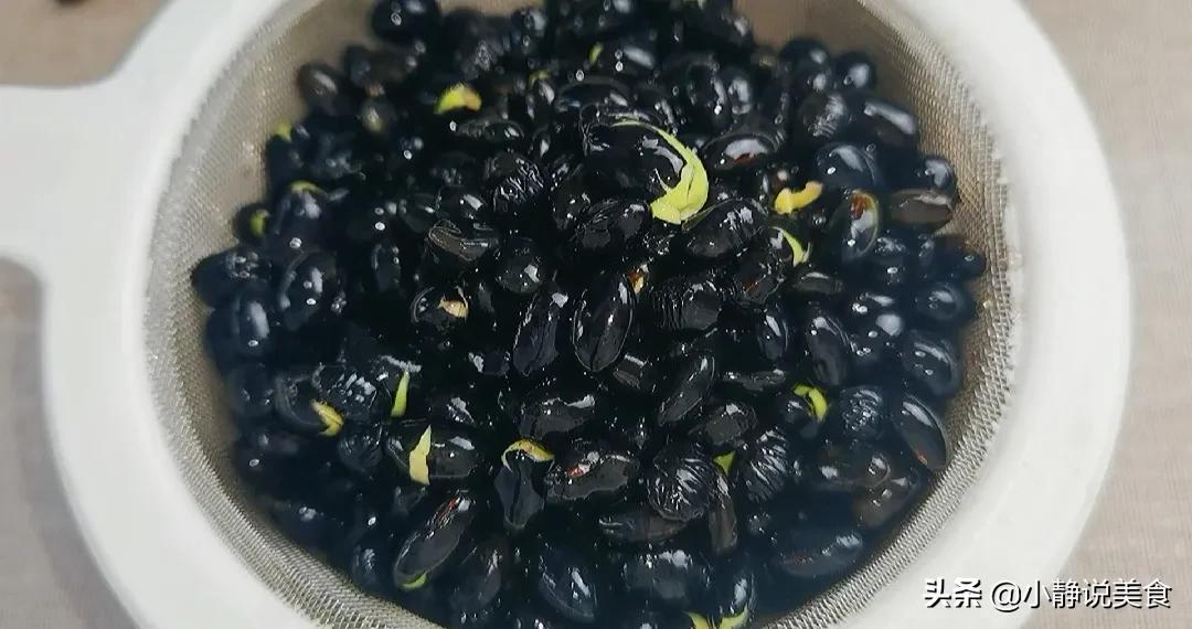 黑豆最简单的十种吃法,补药一堆不如黑豆一把
