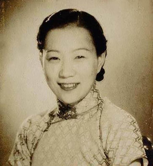 两人本是表姐弟，后成为夫妻，婚前约法三章，丈夫违约在先