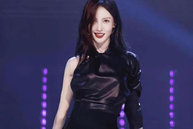 金晨回应嘴为什么越来越凸,金晨嘴型被吐槽