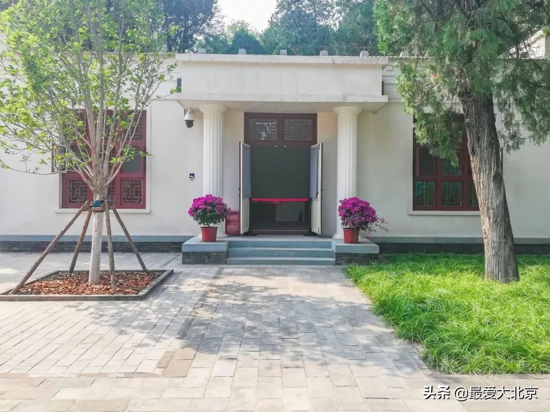 香山红叶几月去最好香山用预约吗,去北京香山看红叶别去爬山吗