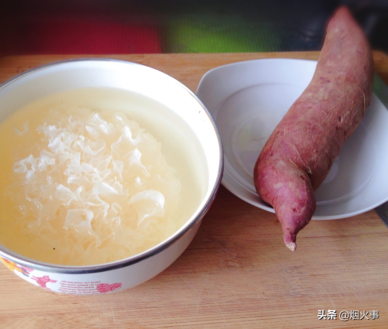 如何让银耳熬15分钟就会有胶质感,银耳太容易出胶质量好不好