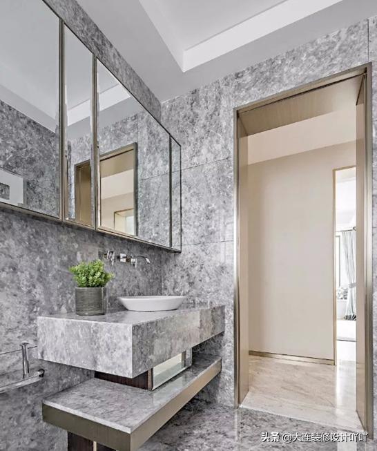 大连现代极简装修风格,现代轻奢装修风格高级感70平