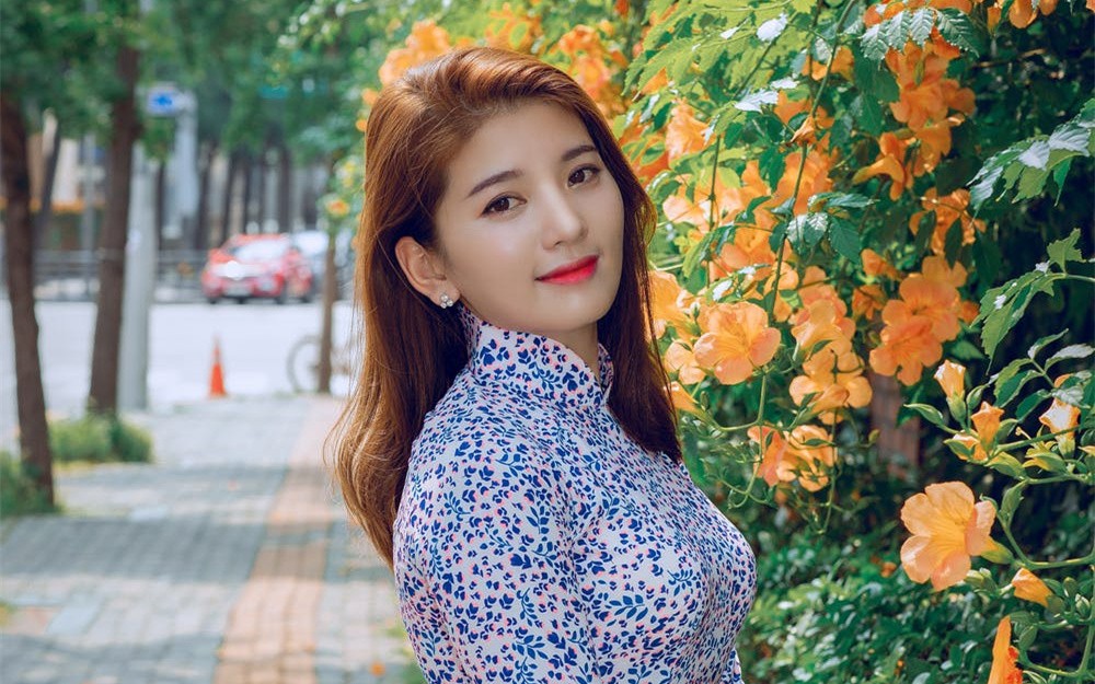 男人聊天很枯燥,男子每天无所事事