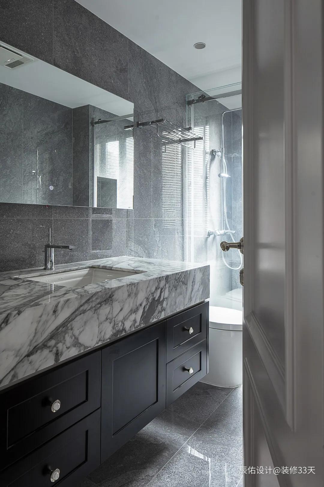 深色风格的家,深色家具有高级感