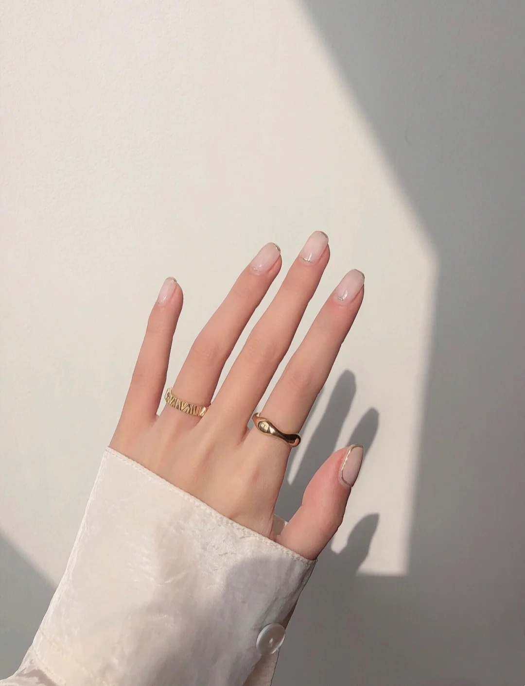 高级感美甲简约大气图片,高级感美甲轻奢款式高清图片