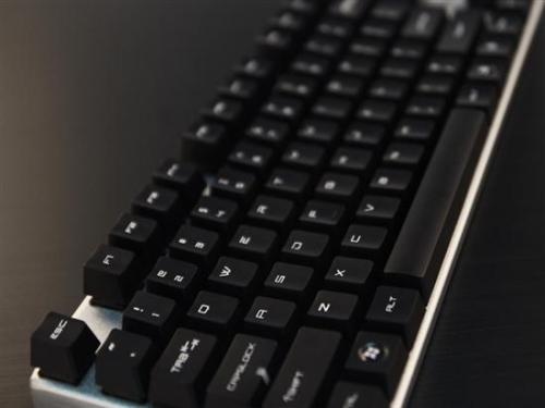 青轴全透明机械键盘推荐,机械键盘黑红青茶轴有什么区别