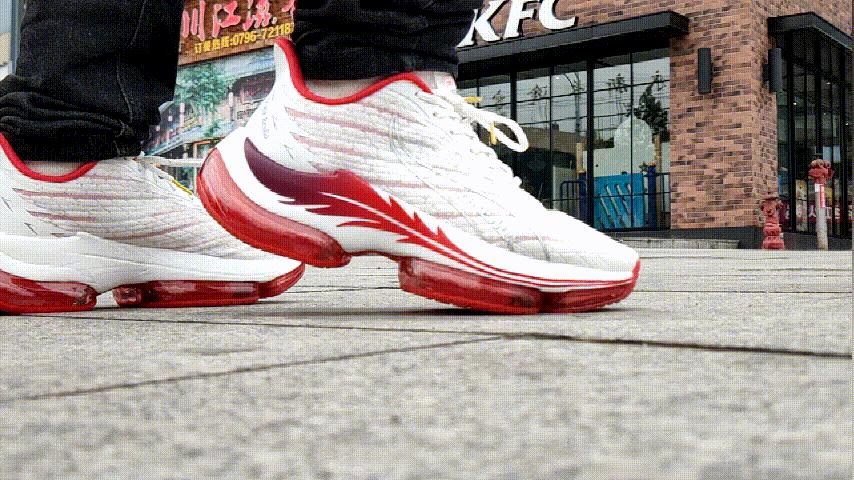 OneMix玩觅火凤凰实战测评，霸气猛弹不累脚，它是怎么做到的？