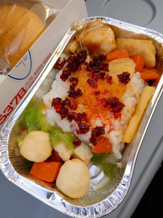 回家过年推荐飞机,过年回家飞机火车哪个最安全