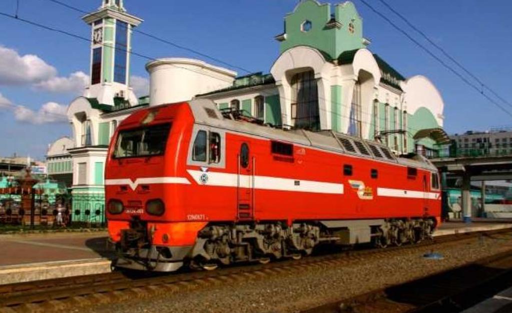 中国二十个运行里程最长的火车,全国历时最长的火车