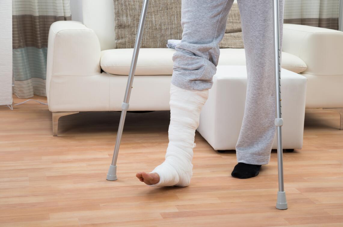 骨折后骨质疏松吃什么食物补得快,骨折的病人补钙哪种食物效果最好