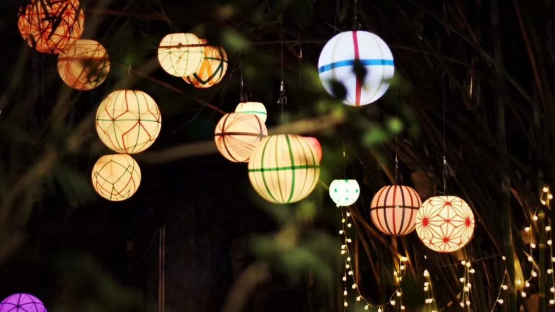 不管是出租屋还是自己存款买的小房住的舒心才是生活