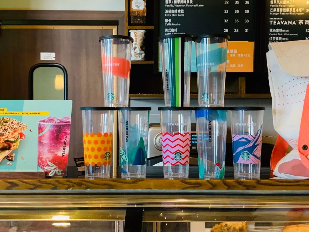 星巴克推出八种饮品吐槽,星巴克不会踩雷的饮品