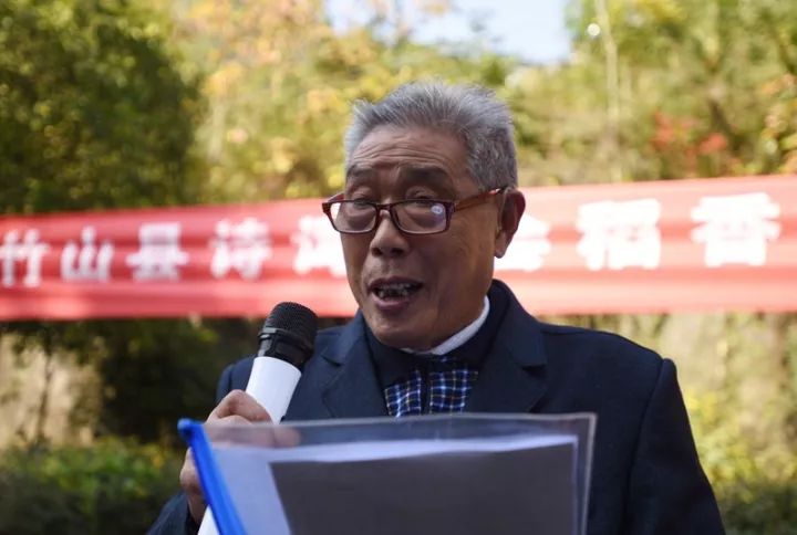 「十堰」好评如潮！竹山农民因为浪漫，登上《半月谈》