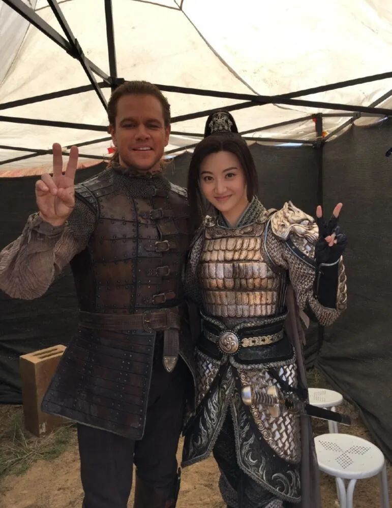 我们可以不相信郑晓龙，但是可以完全相信关晓彤